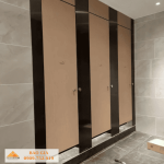 Vách ngăn vệ sinh khu hồ bơi