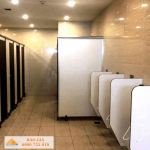 Vách ngăn vệ sinh trạm dừng chân