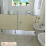 Vách ngăn vệ sinh trường mầm non